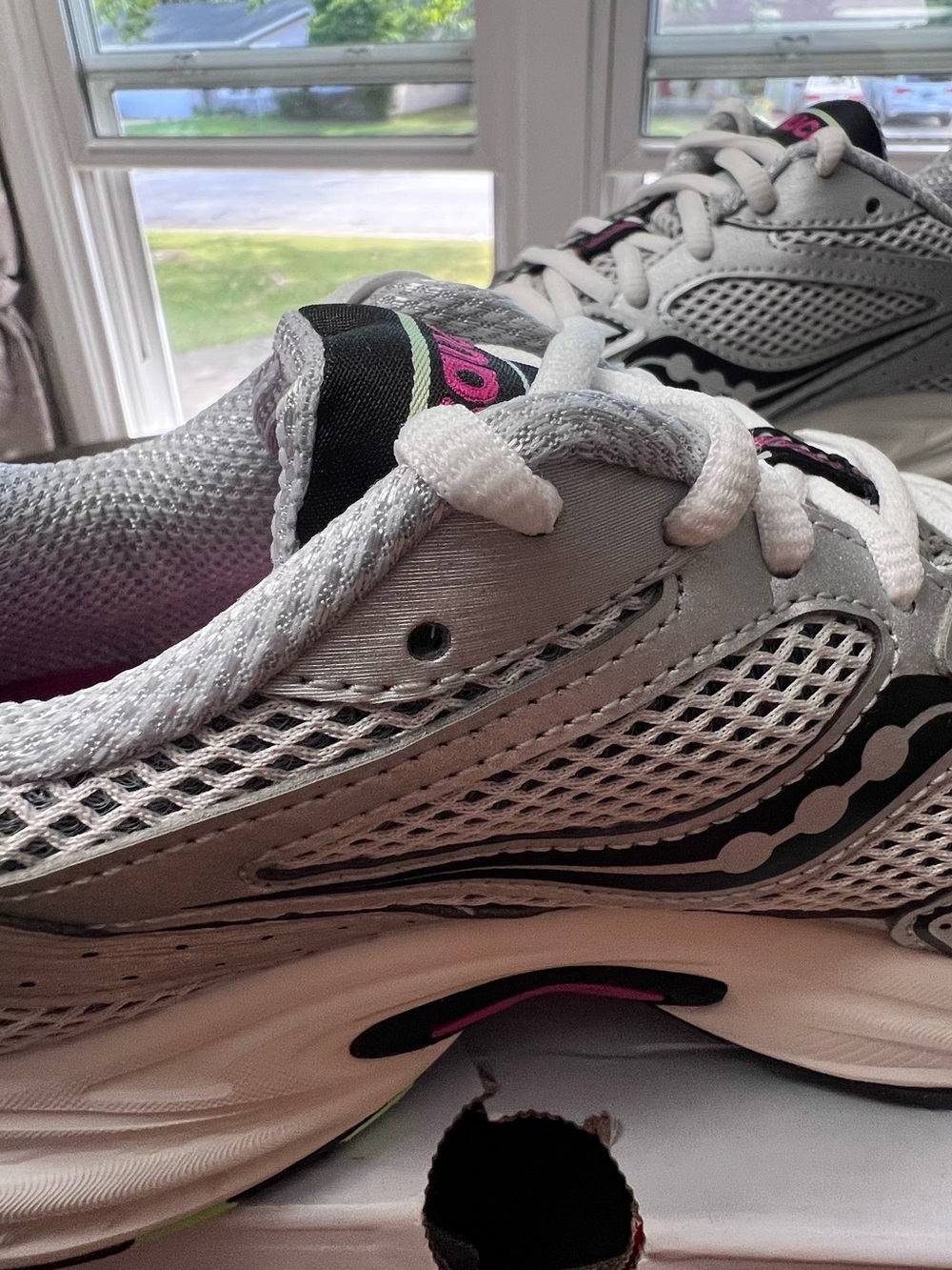 Saucony Women's Ride Millennium Gray Mesh Running Shoes. Pink Accent 8.5